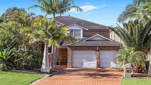 Araluen On Henley Accom Property - Tweed Heads Accommodation 1
