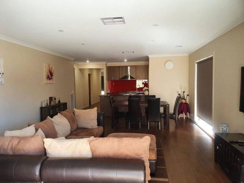 Ararat - Tweed Heads Accommodation 0