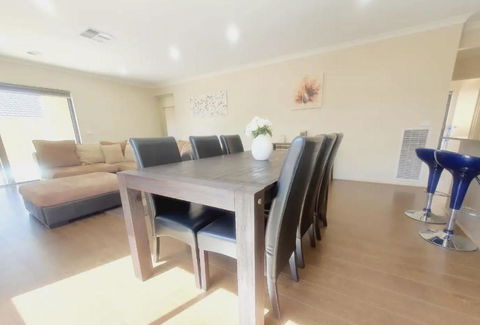 Ararat - Tweed Heads Accommodation 3