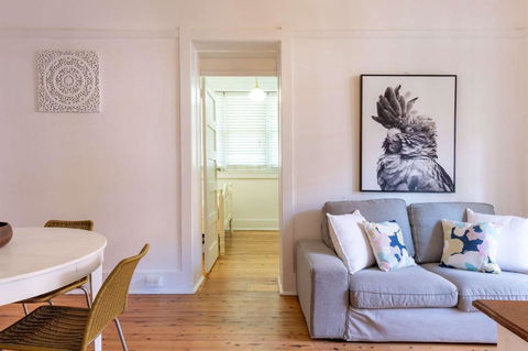 Art Deco 1 Bed Apt Close To Beach & CBD - Tweed Heads Accommodation 0