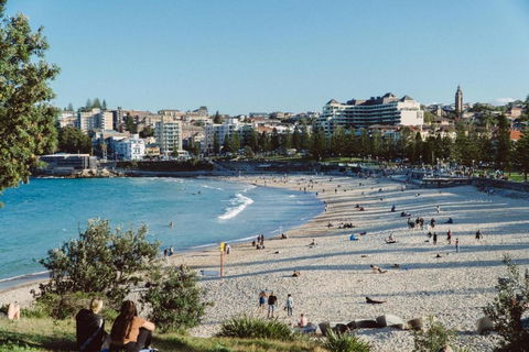 Art Deco Coastal Living, Minutes To The Sand - Tweed Heads Accommodation 2