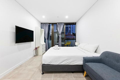 Arthur Hotel Bondi Junction No Reception And House Keeping No Sofa Bed - Tweed Heads Accommodation 2
