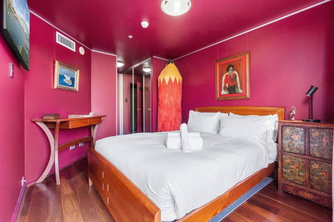 Artsy Boho Den In Iconic Fingerwharf Woolloomoolo - Tweed Heads Accommodation 4