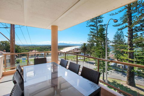 Astor Apartment 2 - Bring Your Own Linen - Tweed Heads Accommodation 3