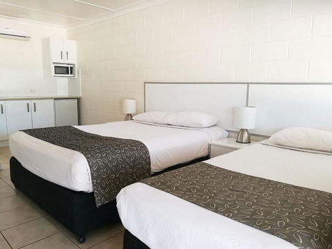 Augathella Motel & Caravan Park - Tweed Heads Accommodation 0
