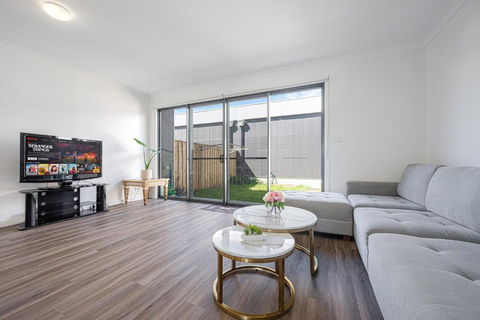 Austral Warm 4br House With Parking&WiFi - Tweed Heads Accommodation 0