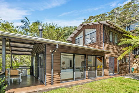 Avoca Beach Living - Tweed Heads Accommodation 1