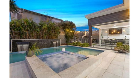 Avoca Beach Retreat - Tweed Heads Accommodation 1