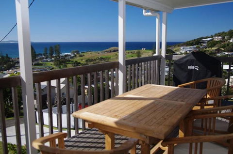 Awesome View, 4 View Street - Tweed Heads Accommodation 1