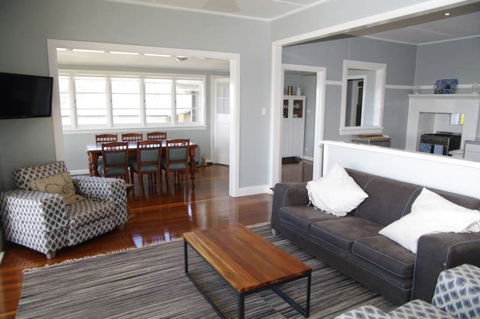 Awesome View, 4 View Street - Tweed Heads Accommodation 4