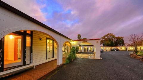 Azalea Motel - Tweed Heads Accommodation 0