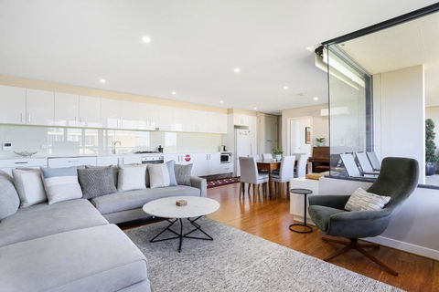 B314S - Waverton Village Heights - Tweed Heads Accommodation 2