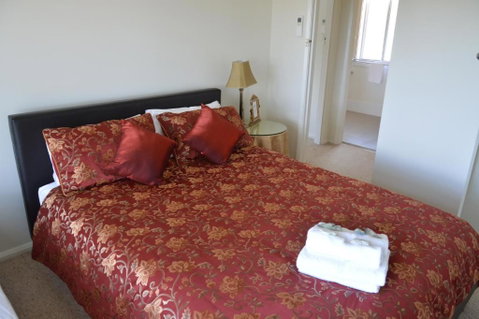 BATHURST GOLDFIELDS RESIDENCE On MOUNT PANORAMA - Tweed Heads Accommodation 2