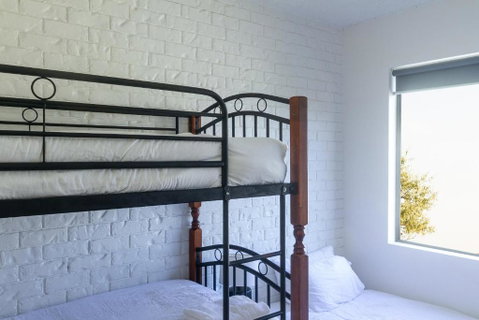 BAY PROPERTIES . Beach Street - Tweed Heads Accommodation 4