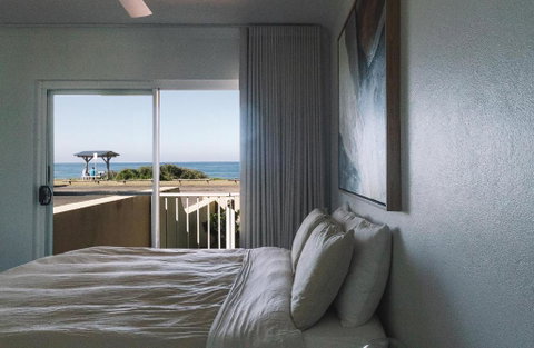 BAY PROPERTIES . Ocean Sounds - Tweed Heads Accommodation 4