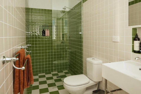 BAY PROPERTIES . The Sailor Shack - Tweed Heads Accommodation 4