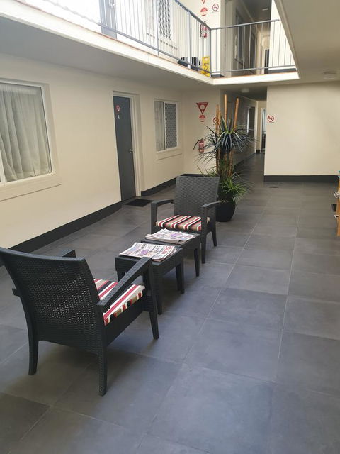 Southport Motel & Apartments - Tweed Heads Accommodation 7
