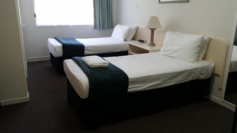 Southport Motel & Apartments - Tweed Heads Accommodation 17