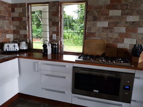 Cairns Beach House Our Oasis - Tweed Heads Accommodation 17