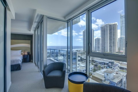 Hilton Surfers Paradise Hotel & Residences - Tweed Heads Accommodation 1