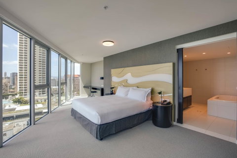 Hilton Surfers Paradise Hotel & Residences - Tweed Heads Accommodation 14
