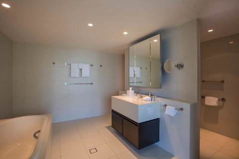 Hilton Surfers Paradise Hotel & Residences - Tweed Heads Accommodation 7