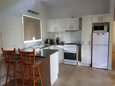 Bee-Haven Cottage - Tweed Heads Accommodation 2