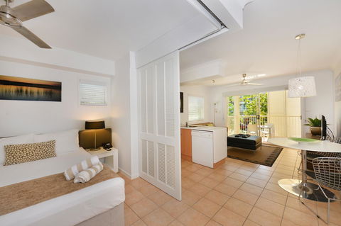 Port Douglas Apartments - Adults Only Oasis - Tweed Heads Accommodation 30