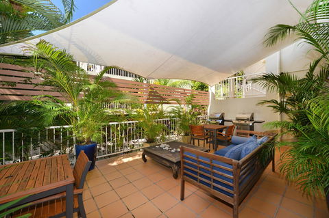 Port Douglas Apartments - Adults Only Oasis - Tweed Heads Accommodation 4