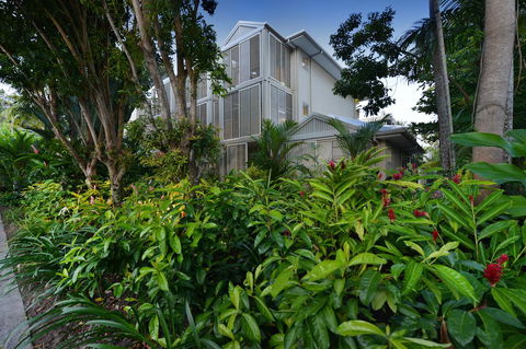 Port Douglas Apartments - Adults Only Oasis - Tweed Heads Accommodation 3