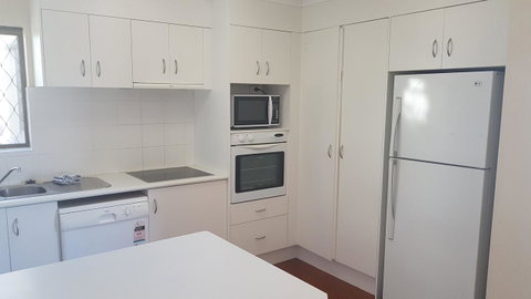 Mykonos Apartments - Tweed Heads Accommodation 5