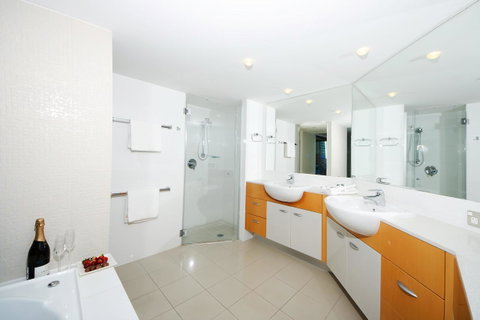 Trilogy Surfers Paradise - Tweed Heads Accommodation 21