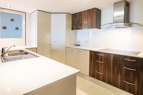 Trilogy Surfers Paradise - Tweed Heads Accommodation 12
