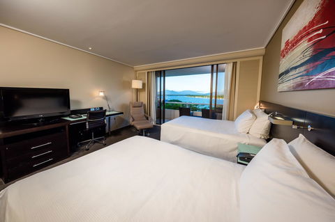 Hilton Cairns - Tweed Heads Accommodation 6