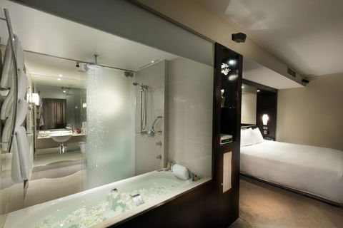 Hilton Cairns - Tweed Heads Accommodation 19
