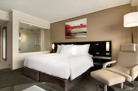 Hilton Cairns - Tweed Heads Accommodation 34