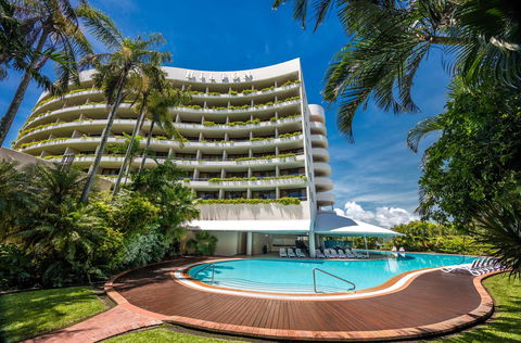 Hilton Cairns - Tweed Heads Accommodation 0