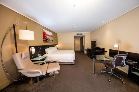 Hilton Cairns - Tweed Heads Accommodation 31