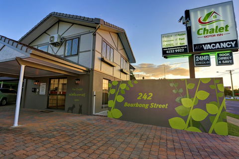 Chalet Motor Inn - Tweed Heads Accommodation 8