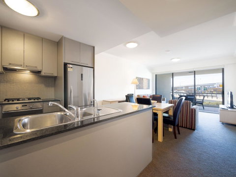 Oaks Brisbane Mews Suites - Tweed Heads Accommodation 6