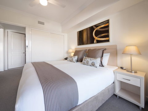Oaks Brisbane Mews Suites - Tweed Heads Accommodation 14