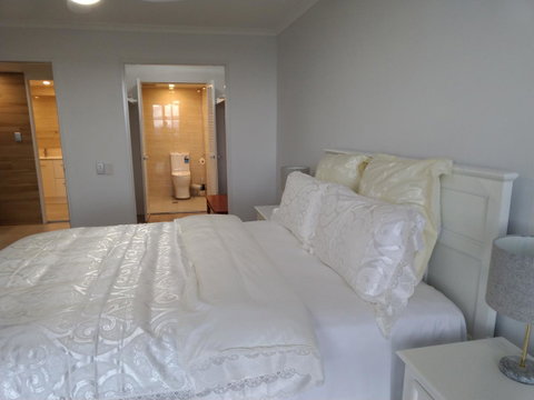 Silverton Apartment Resort Surfers Paradise - Tweed Heads Accommodation 13