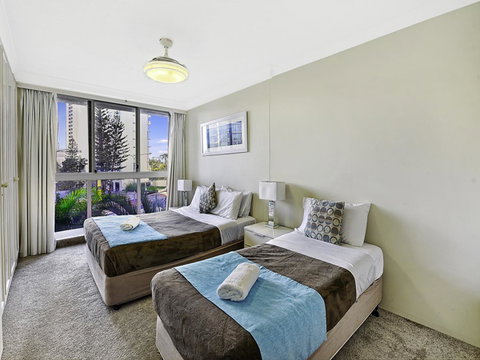 Surf 150 - Tweed Heads Accommodation 42