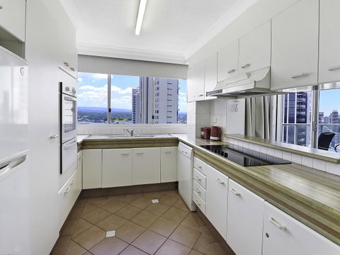 Surf 150 - Tweed Heads Accommodation 20