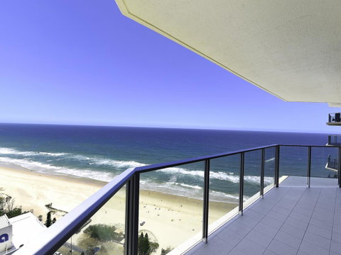 Surf 150 - Tweed Heads Accommodation 8