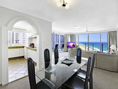 Surf 150 - Tweed Heads Accommodation 11