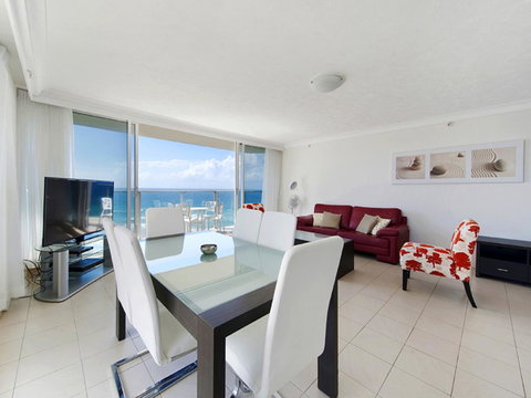 Surf 150 - Tweed Heads Accommodation 44