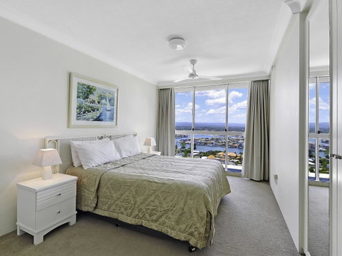 Surf 150 - Tweed Heads Accommodation 18