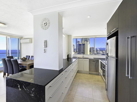 Surf 150 - Tweed Heads Accommodation 33
