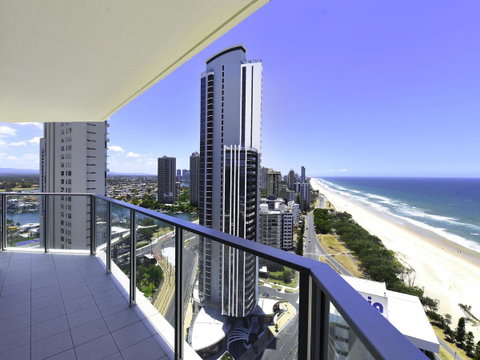 Surf 150 - Tweed Heads Accommodation 34